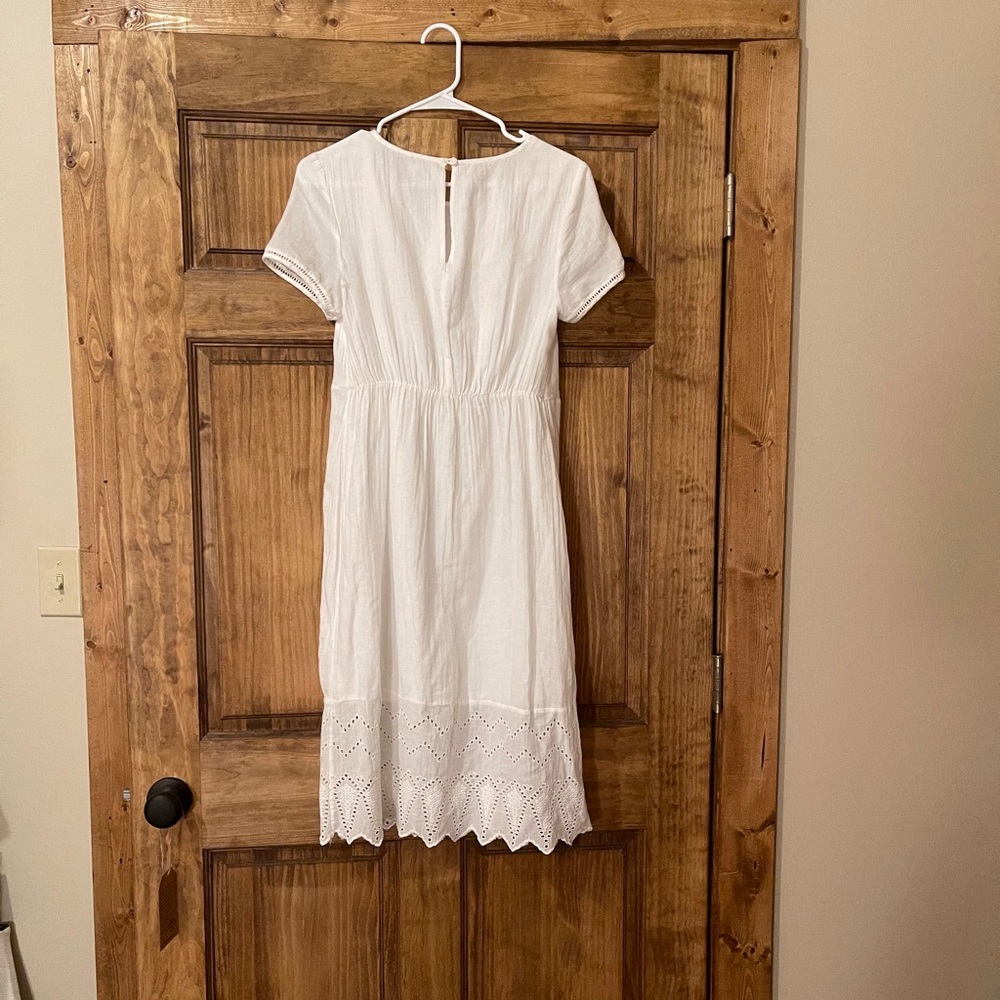 Old Navy White dress - Picture 2 of 5